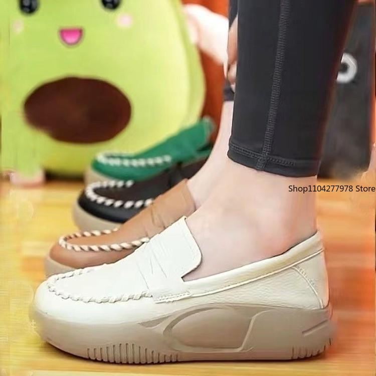 Fashion 2025 Spring and Autumn New Loafers Thick soled Soft Leather Women's Casual Shoes Classic Lazy One Step Swinging Shoes