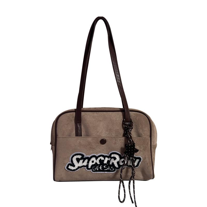 

Autumn and winter casual versatile commuting niche cute doll bag female students class large capacity messenger bag хаки