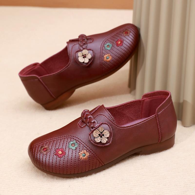 

Shoes comfortable soft sole shallow mouth round head flat shoes beef tendon work women s single shoes waterproof leather shoes 40 бордовий