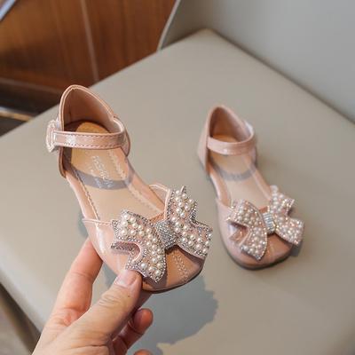 Sandálias para meninas Novas sandálias da moda Baotou Sandálias para meninas Sapatos de cristal baixos para bebês Sapatos de princesa com laço