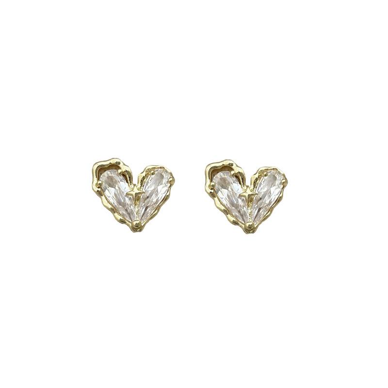 Female Niche Versatile and Simple Heart-shaped Earrings