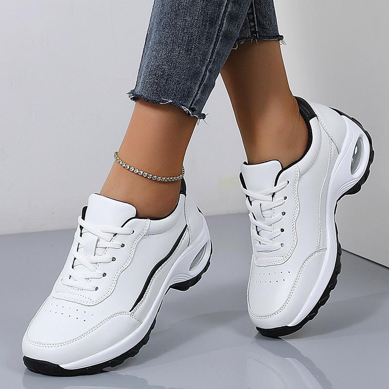 Fashion Women's Thick Sole Black Leather Sneakers Women Fashion Vulcanized Shoes Designer Trainers Platform Lace Up Walking Shoes