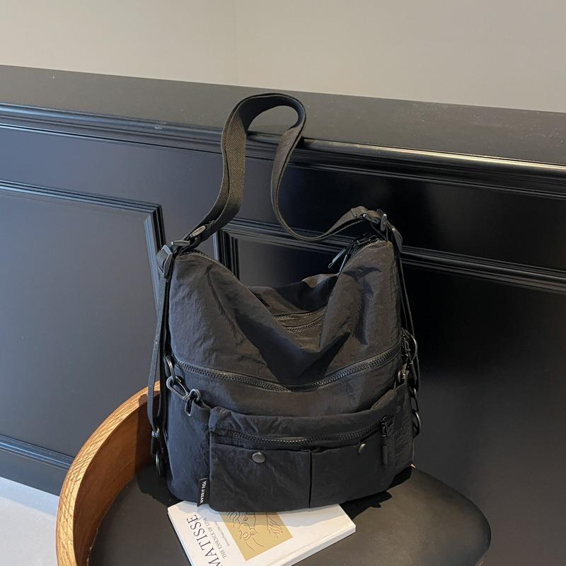 College students take class casual and lightweight backpack bag women's summer new large-capacity fashion tote bag