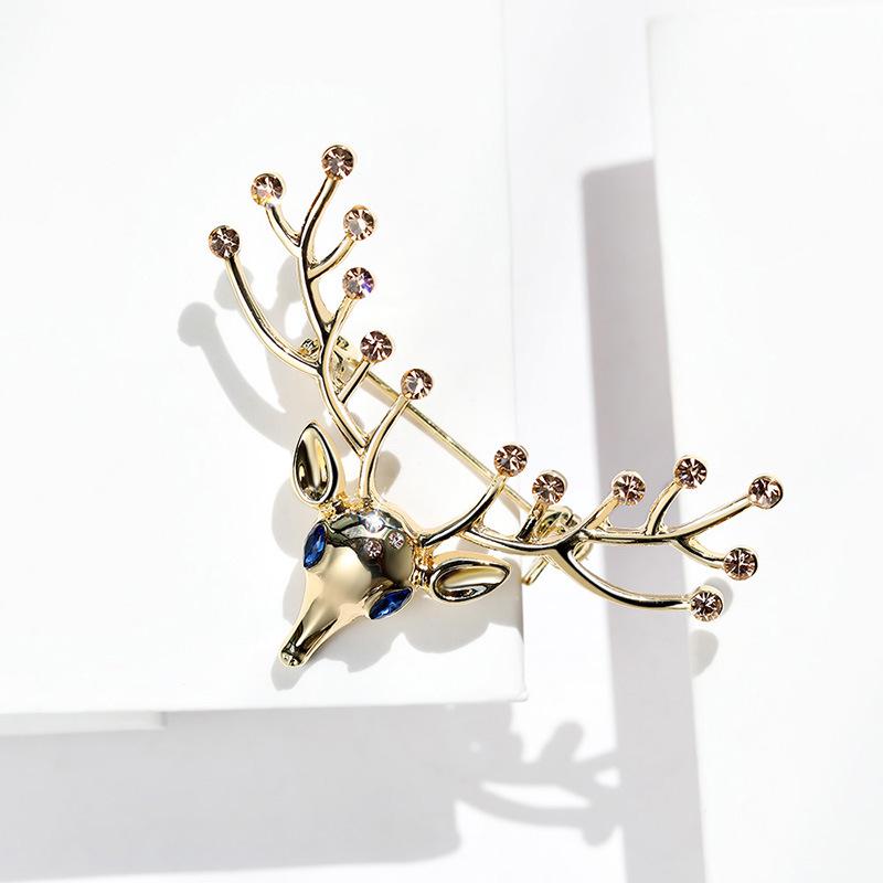 Korean Style Imitation Pearl Antler Brooch - Elegant Elk Corsage Accessory Pin