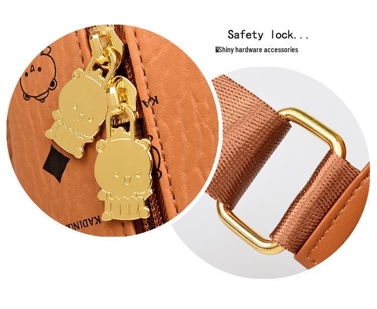 Retro Western Commuter Backpack for Women with Bear Print - Stylish, Lightweight & Versatile for Work or School