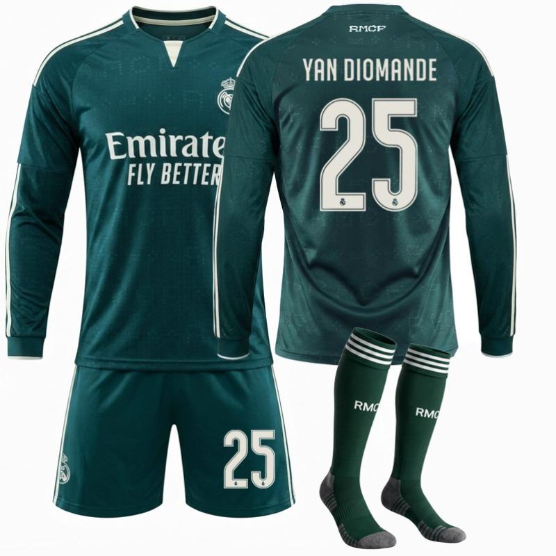 26/27 Clubtenue: Real Madrid Uitshirt (Groen, Lange mouwen, Nee. 10) – Vinícius, CR7, of Mbappé