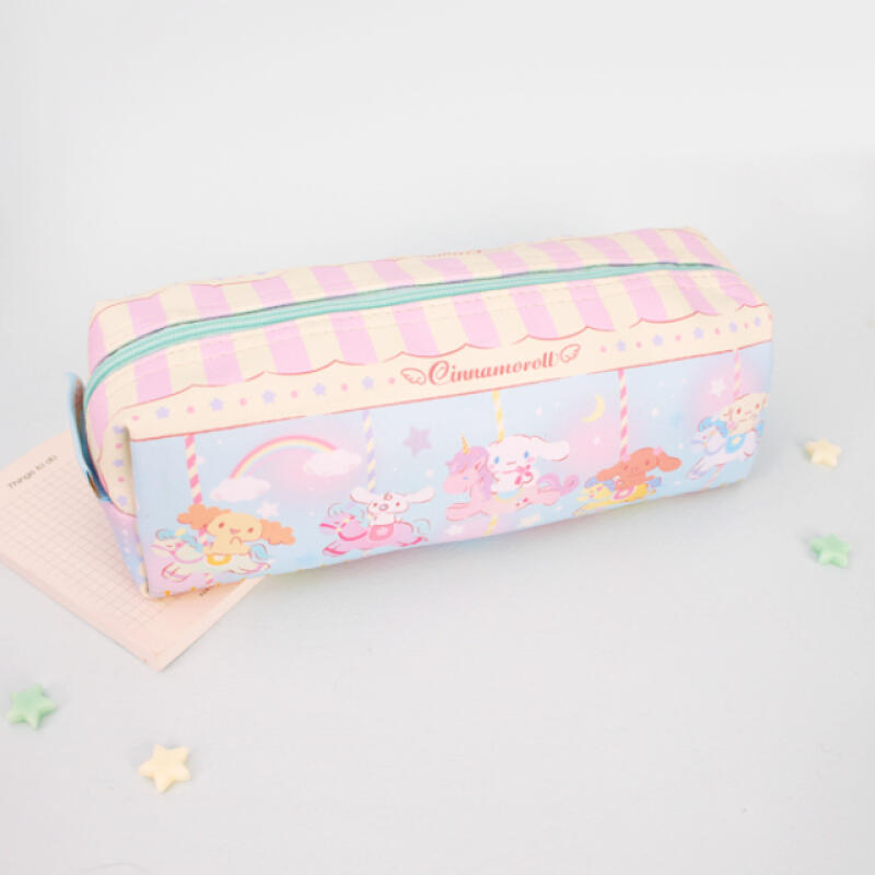 Квадратная косметичка-карусель Cinnamoroll