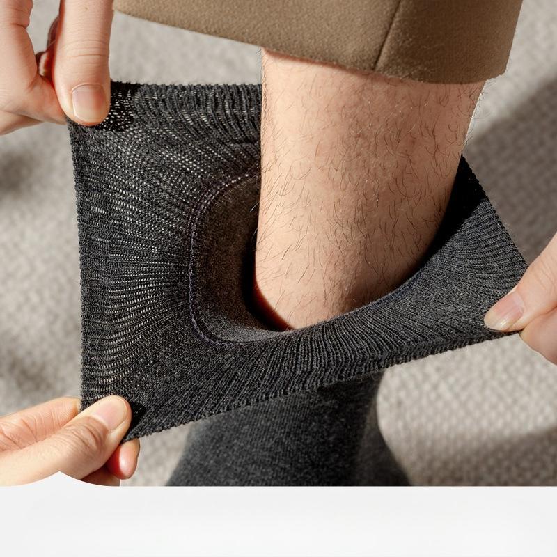 Large-sized Cotton Men's Thick Cotton Autumn and Winter Extra-large Thigh-high Socks with Antibacterial and Deodorizing Properties