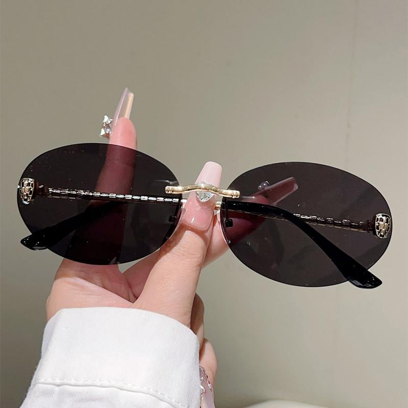 Vintage Oval Sunglasses Men New Fashion Rimless Gradient Shades Women Trendy Luxury Brand Design Decor Sun Glasses