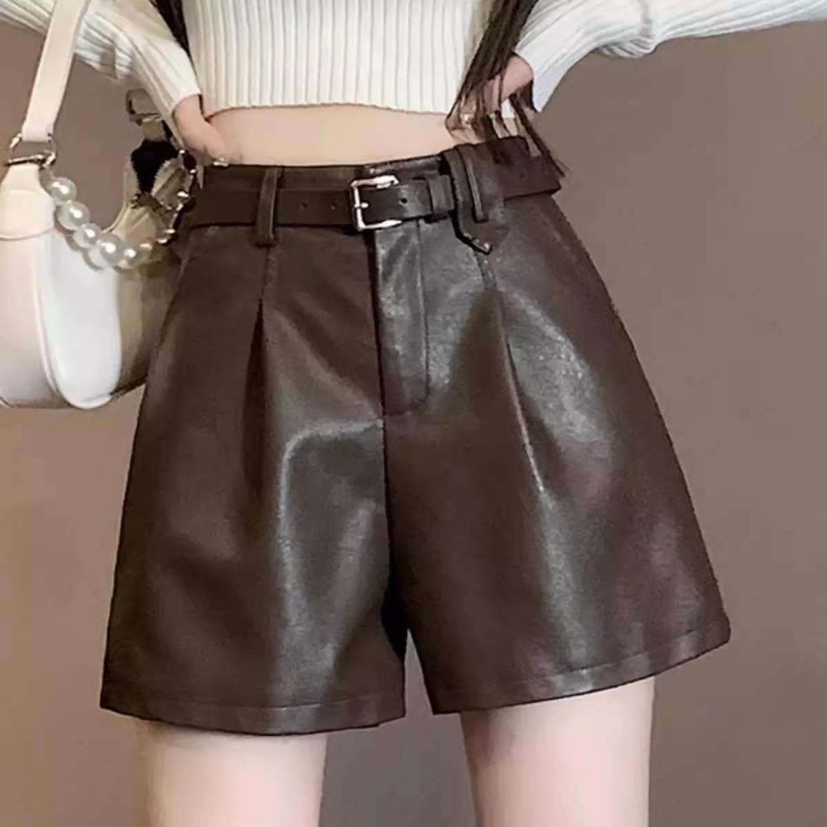 

2024 Autumn/Winter Women s High Waist PU Leather Wide Leg Shorts: Slimming, Casual, Loose-Fit Boot Pants XS
