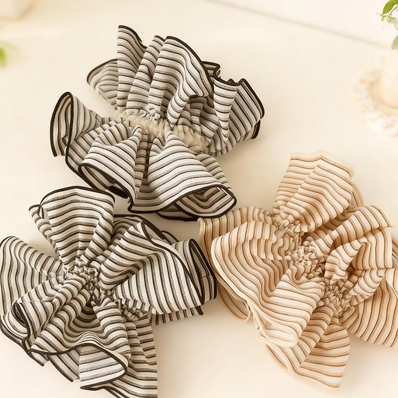 Elegant Korean Hair Flower Elastic Band for Women's Ponytails and Buns