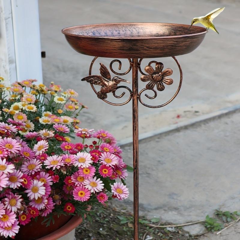 Rust Resistant Outdoor Bird Bath Feeder With Easy No Tool Installation Design Suitable for Backyard Wildlife Enthusiasts