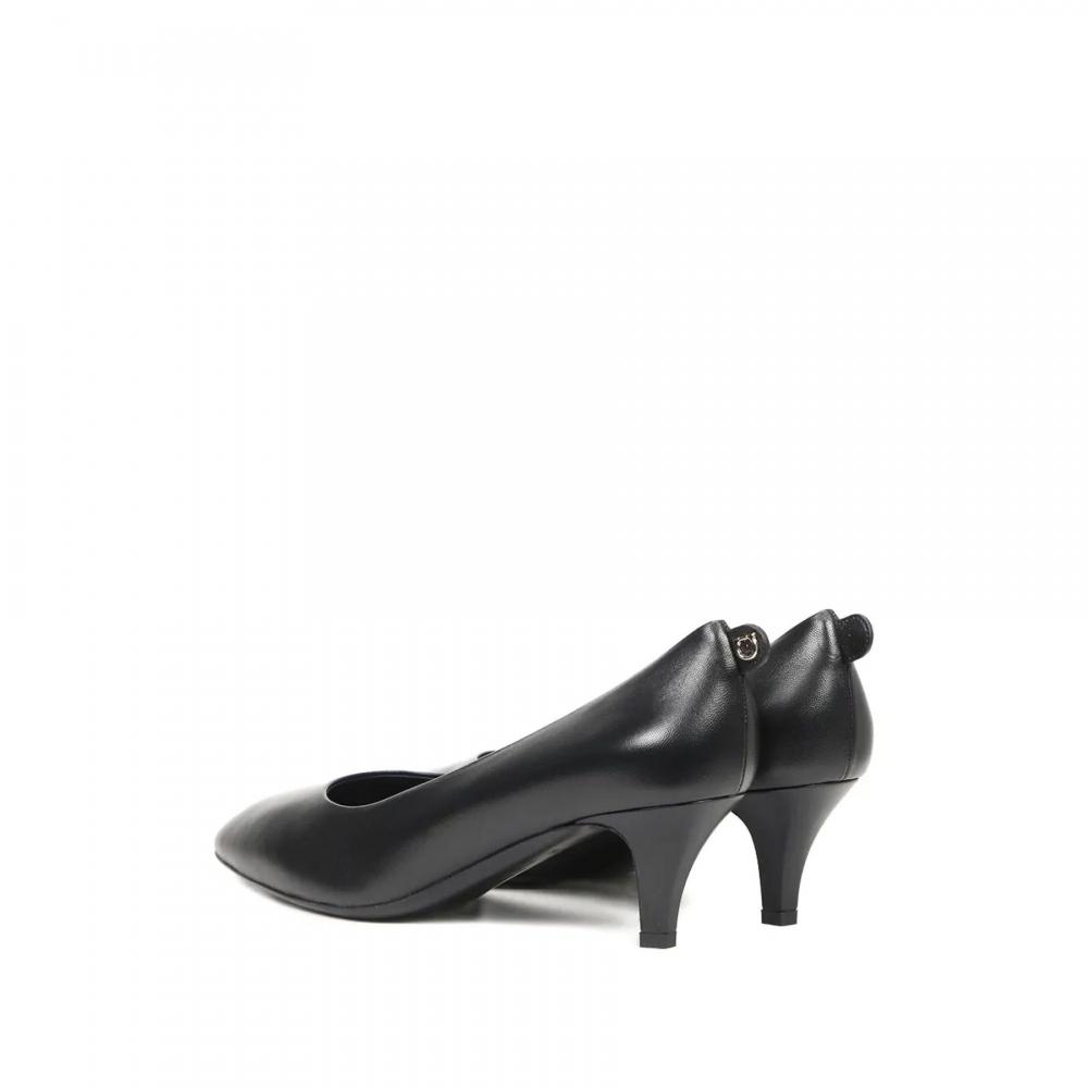 Salvatore Ferragamo Ferragamo Plain Pump Black