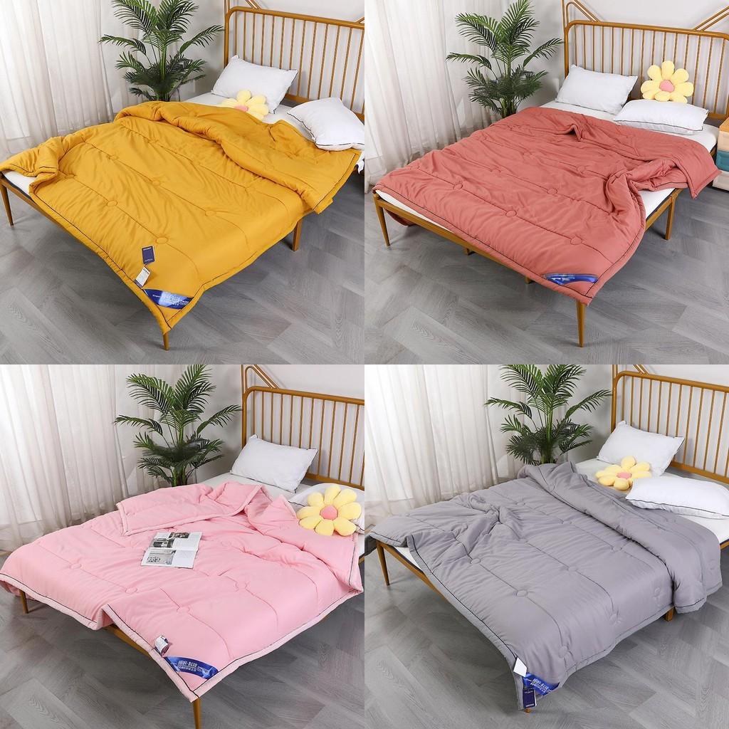 Color Solid Cotton Lightweight Duvet Quilt With Polyester Fill For Sleep Comfort