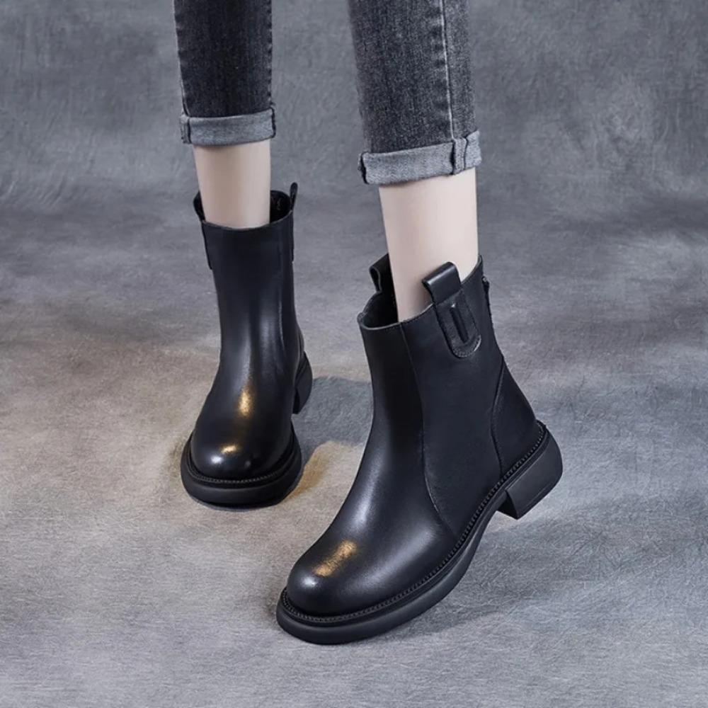 Fashion Autumn and Winter Genuine Leather Chelsea Boots for Women's 2025 New British Short Boots Women Brown Mid pipe Smoke Pipe Boots