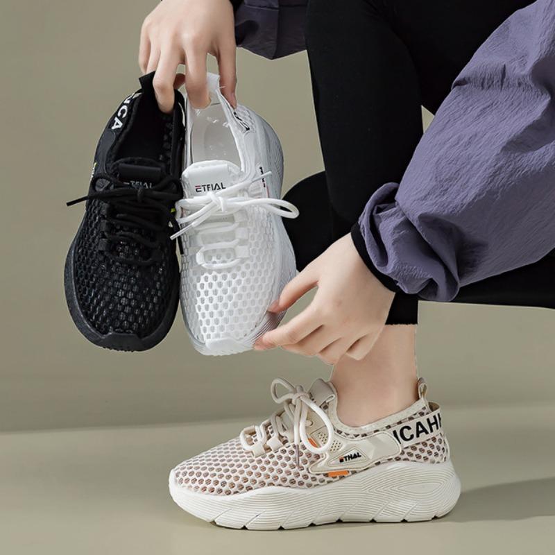 Women's Mesh Hole Shoes Breathable Thick Sole Versatile Sports Shoes Student Casual Running Shoes