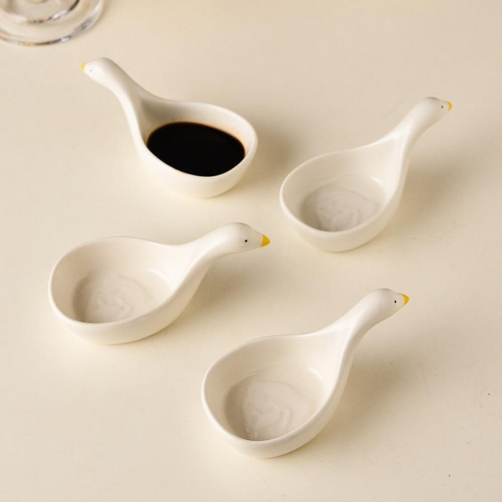 4PCS Portable Ceramic Dipping Bowls 3D Seasoning Dish Cute Sauce Dishes Restaurant