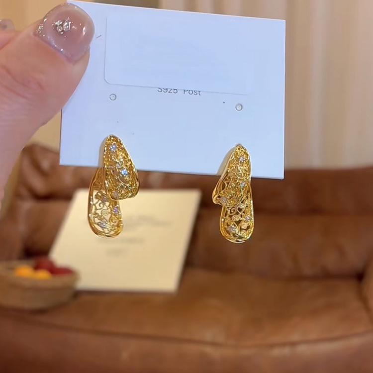 Элегантные серьги-подвески с золотыми хрустальными каплями воды - Нишевый Высококлассный Французский Дизайн.