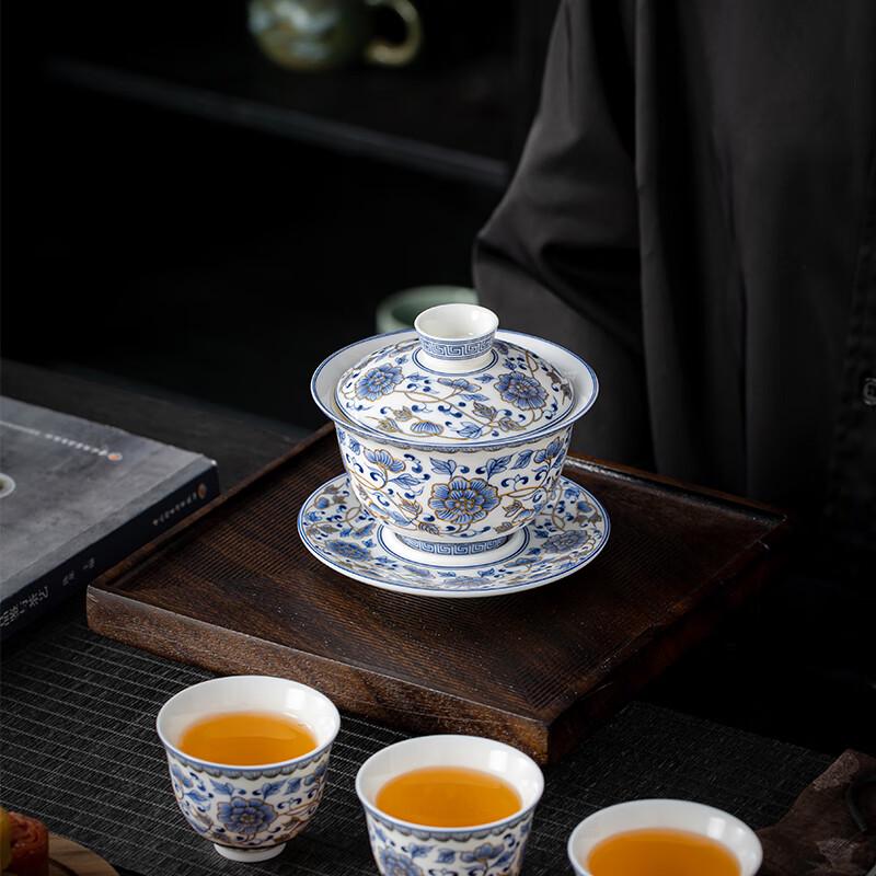 Simeitang Dehua White Porcelain Hoverable Gaiwan