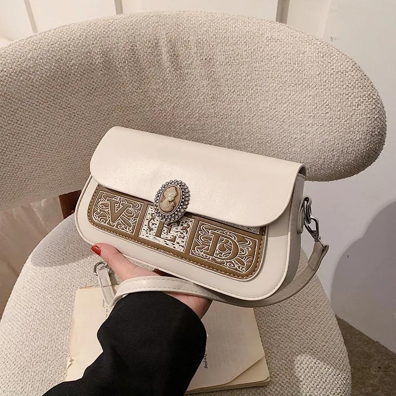 PU Splicing Shoulder Bag with Simple Chain Floral Girl Crossbody Bag Car Stitching Decoration Retro Bag for Ladies Fashion