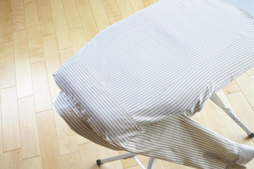 Yamazaki Ironing Board Stand Solution Aluminum 85 x 37 x Button Press Lightweight and Durable 7611, Type, Press, Legs, Approx. 24-78 cm, Function,