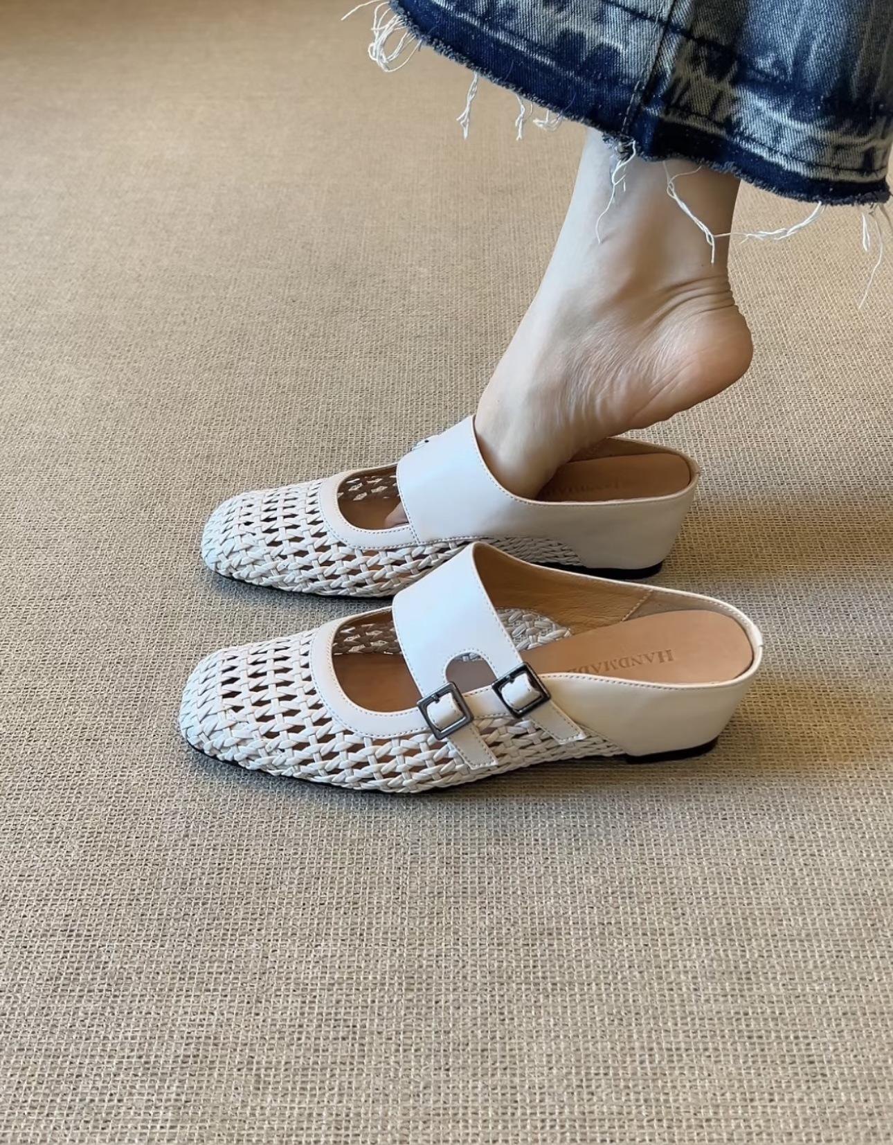 

Retro inner height increase cool single shoes women s 25 new hollow high heel thick heel hollow breathable sandals women s summer 42