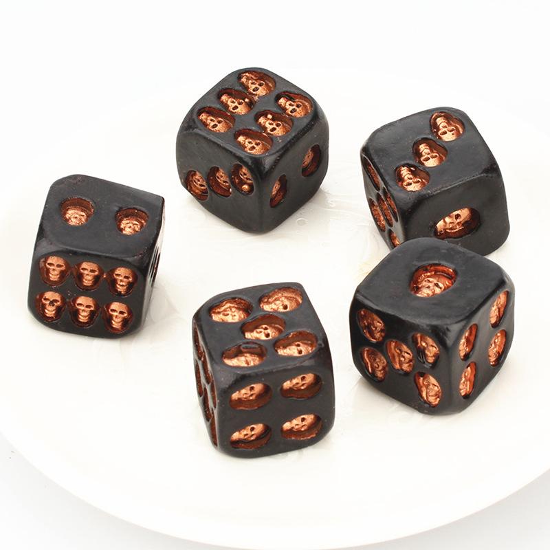 Dice Kit 18mm Gold and Silver-Toned Skull Dice Kit Nightclub Bar Chess Game Ghost Head Dice Resin Crafts High Quality Practical Daily Use