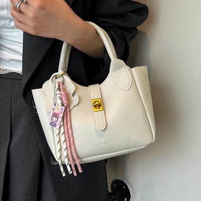 Fashion Trend Hand-carried Bucket Bag Woman 2025 New Summer Simple and Versatile Work Casual Messenger Bag Woman