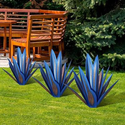 Large Tequila Rustic Sculpture Rustic Metal Plants for Outdoor Patio Yard Home Decor Hand Painted Agave Garden Statue Lawn Ornament Stake, 27cm