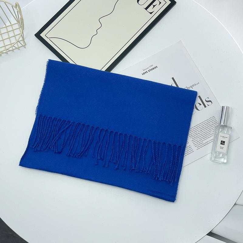 צעיף משבצות לסתיו וחורף: קשמיר חיקוי איכותי, רב-תכליתי וחם לגברים ונשים.