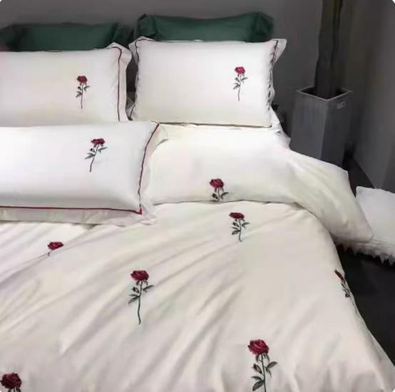 60s Embroidered All-Cotton Sateen Bedding Set - Four Pieces