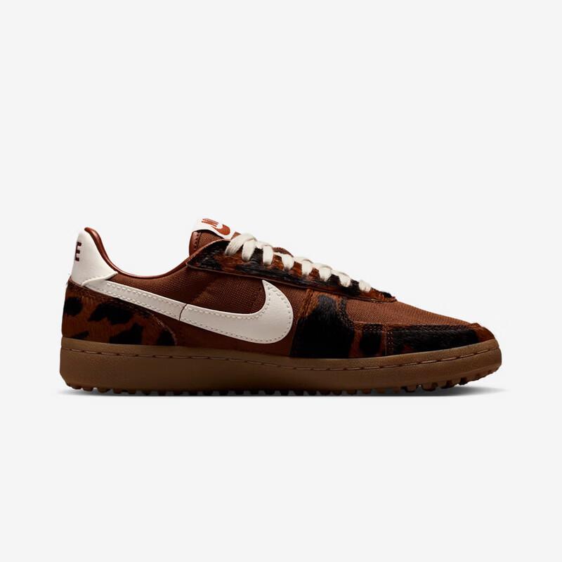 Nike Women's Field General Sneakers