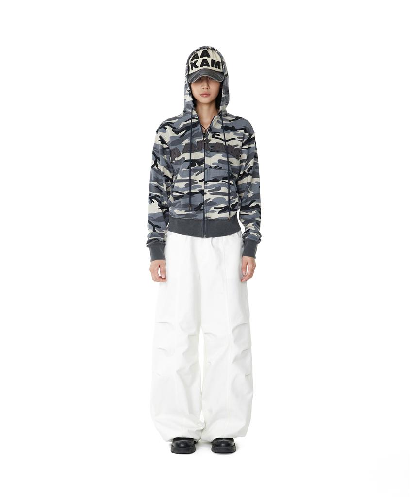 AAKAM Knee Pin-Tuck Printed Denim Pants (White)