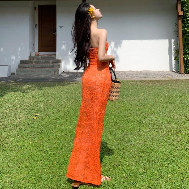 Neuer Insel-Shop Orange Hohlspitze Hüftfalten Röhrentop Reines Verlangen Sexy Langes Kleid Kleid