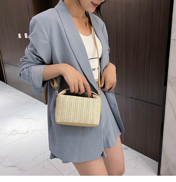 Spring/Summer 2025 Women's Versatile Korean Style Straw Woven Crossbody Handbag