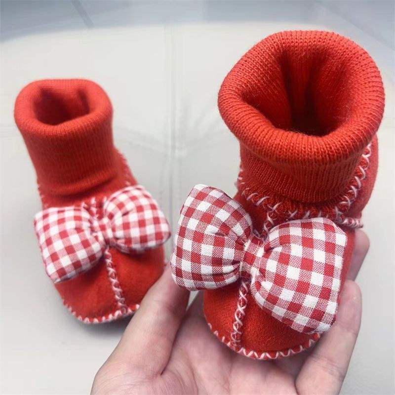 Winter Soft-soled Newborn Baby Cotton Shoes 0-6 Months Thickened Baby Anti-drop Socks Shoes Keep Warm and Do Not Lose Fluff Shoes