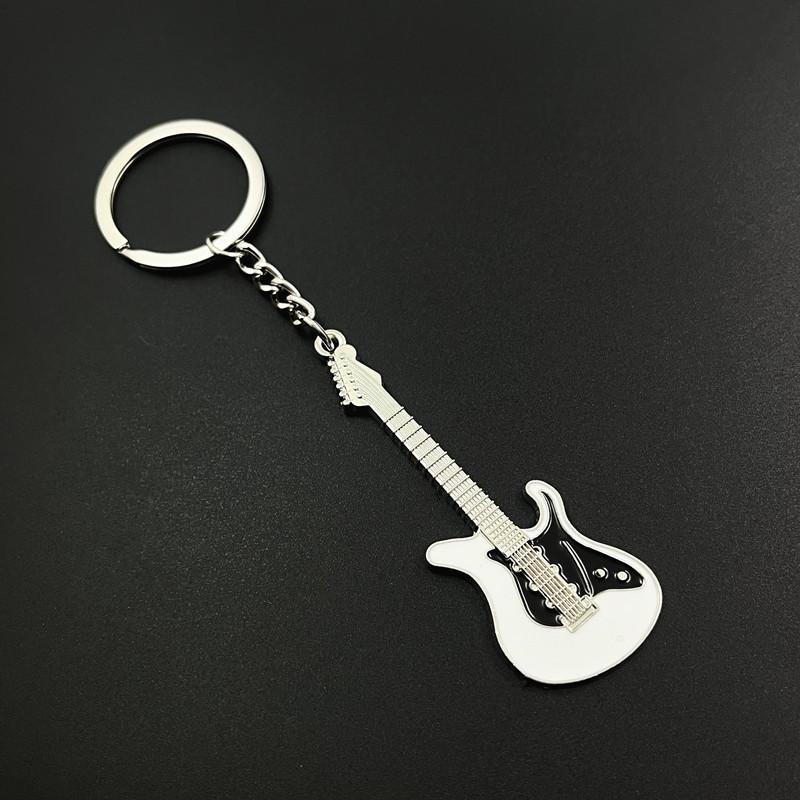 1PC New Dice Key Chain Metal Personality Dice Poker Soccer Guitar Model Alloy Keychain Gift Car Key Ring