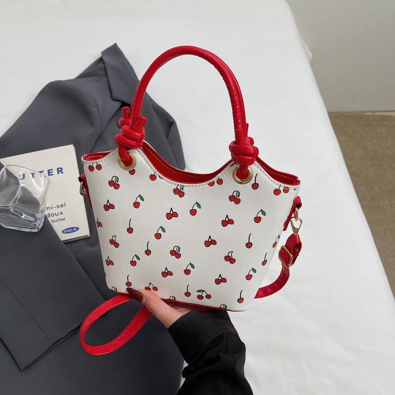 

Новая модная женская сумка, модная сумка-тоут для поездок, нишевая сумка на плечо с принтом текстуры, сумка под мышку