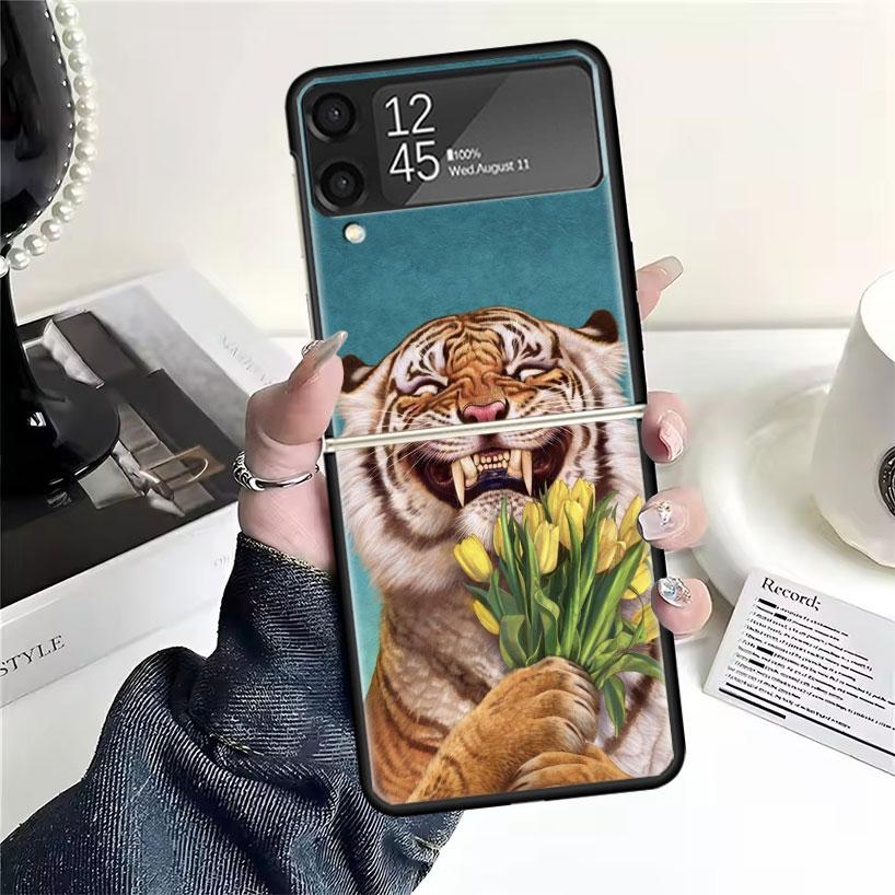 Superior Tiger Pattern Art Cases For Samsung Galaxy Z Flip 4 5 6 7 3 Z Flip7 Flip6 Flip4 Flip5 Flip3 5G Hard Shockproof Fundas C
