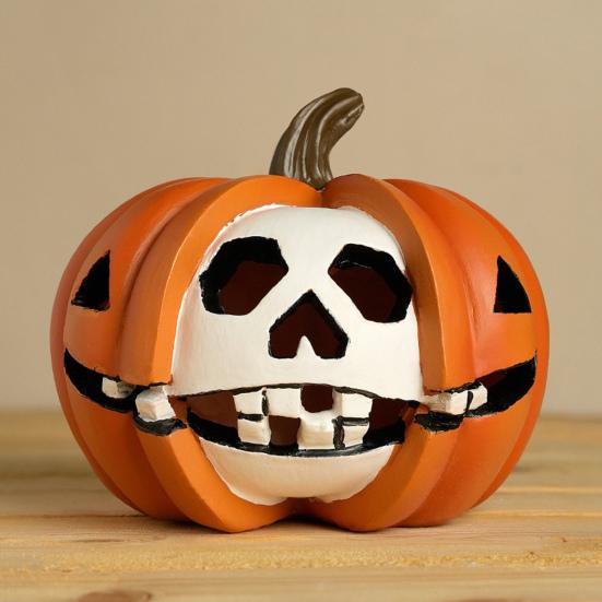 Halloween Pumpkin Statue Spooky Skull Pumpkin Sculpture Resin Tabletop Ornament for Dining