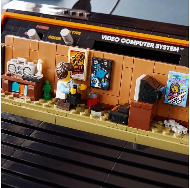 LEGO ICONS 10306 Atari 2600