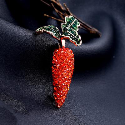 China Kreative Karottenbrosche Damen Vielseitige Diamant-Korsage Nischendesign Anstecknadel Kleidung Accessoires