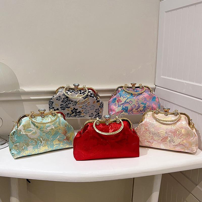 Unique Design Shell Bag With Chain Strap And Butterfly Flower Decoration Women's Handbag