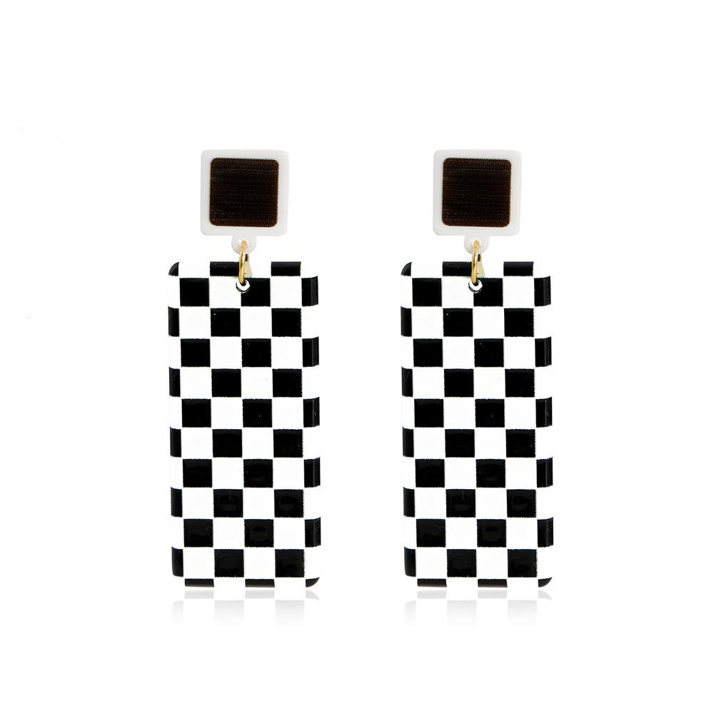 Elegant And Exaggerated Retro Geometric Black And White Striped Earrings Fashionable And Stylish Ear Accessories