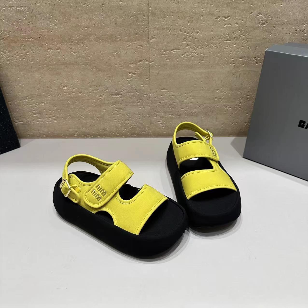 

New summer Velcro cloth slippers women s thick bottom versatile fashion casual beach cool slippers 40 жёлтый