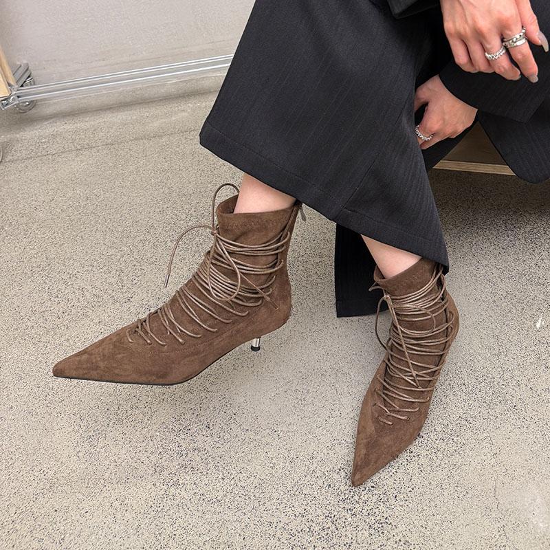 Fashion Sexy Pointed Toe Lace Ankle Boots Women Faux Suede Design Thin Low Heel Modern Boots Autumn Elegant Women Pumps Botas Mujer