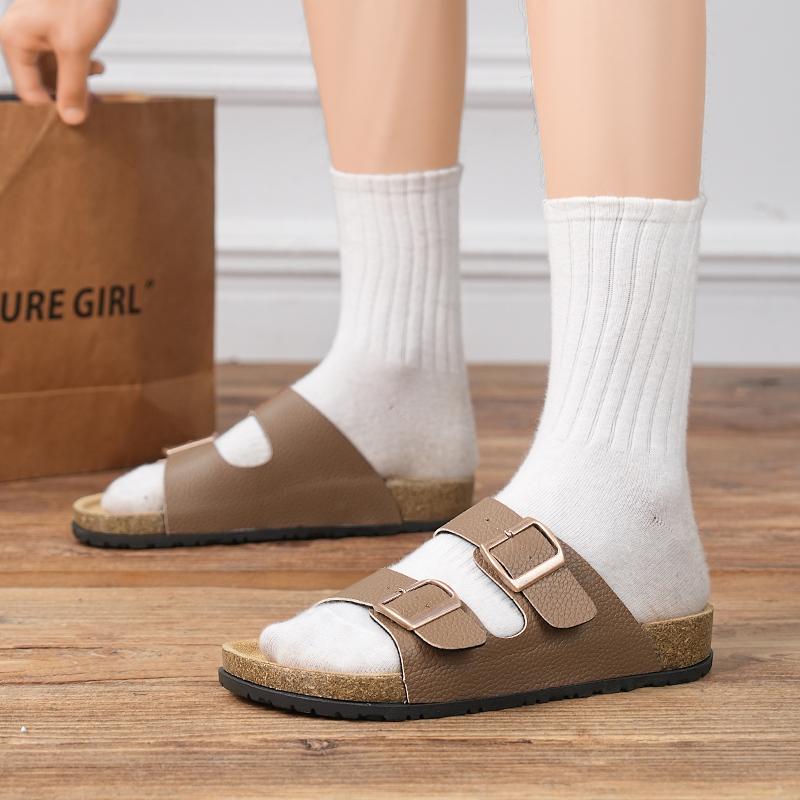 Fashion Men's Sandals Classic Leather Slippers 2025 Summer All-match Flats New Soft Soled Slippers Lightweight Outdoor Men's Slippers