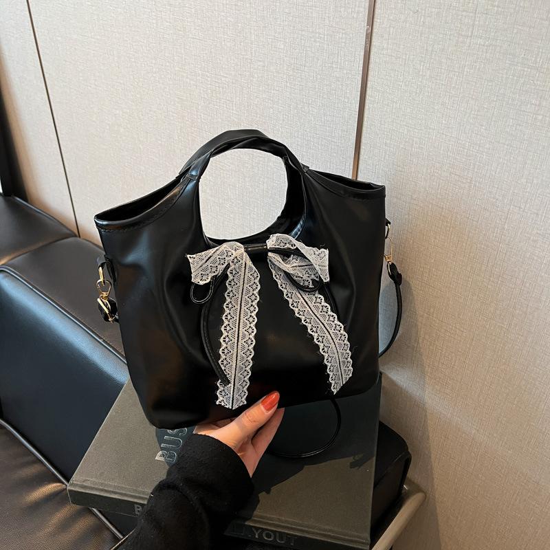 High-value Retro Large-capacity Bag Women's 2025 New Versatile Shoulder Underarm Bag Portable Bucket Bag Bow