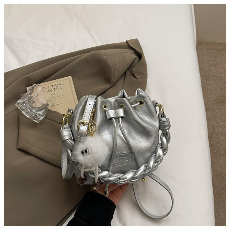 

Bag Premium Versatile Bucket Bag Autumn and Winter New Fashion Niche Popular Messenger Bag Women s Handbag