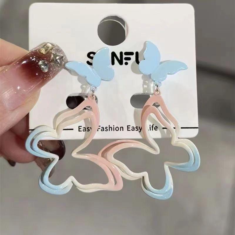 

Новые модные темпераментные полые бабочки геометрические серьги-джокеры женские